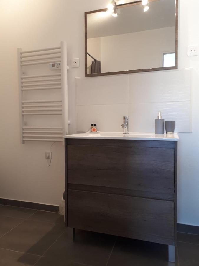 Le Studio Restauration Netflix et Jacuzzi Proche des grands lacs Montmorency-Beaufort Extérieur photo