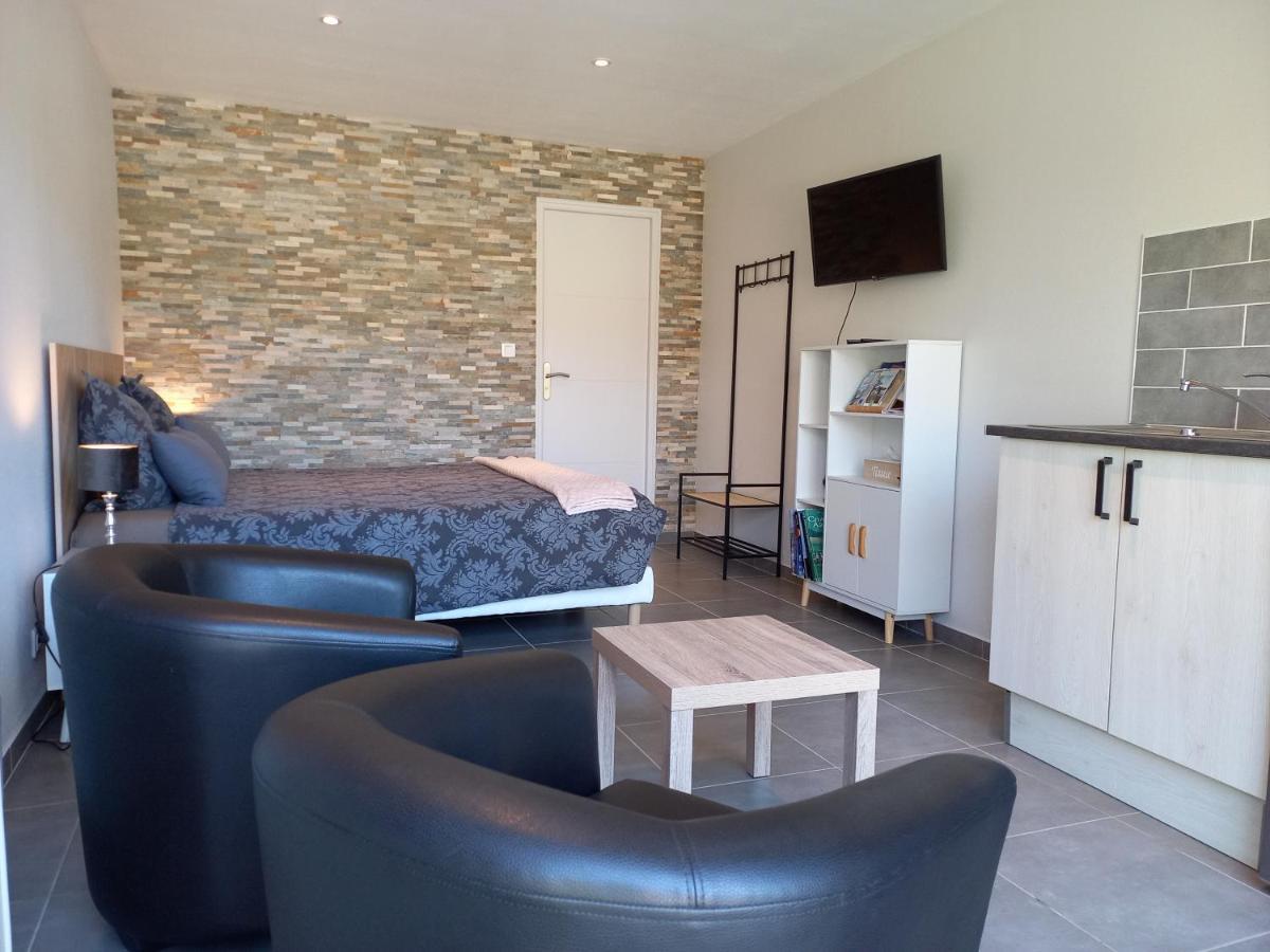 Le Studio Restauration Netflix et Jacuzzi Proche des grands lacs Montmorency-Beaufort Extérieur photo